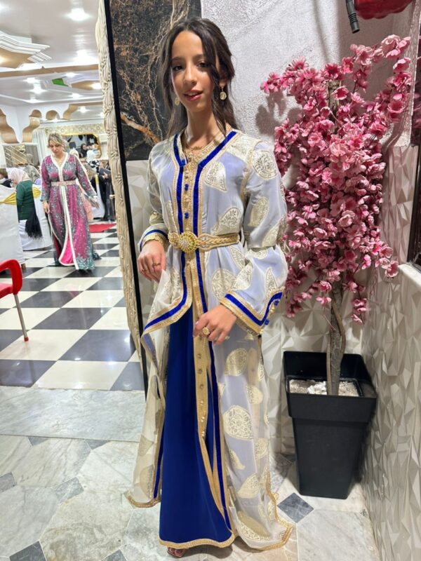 قفطان قطعتان