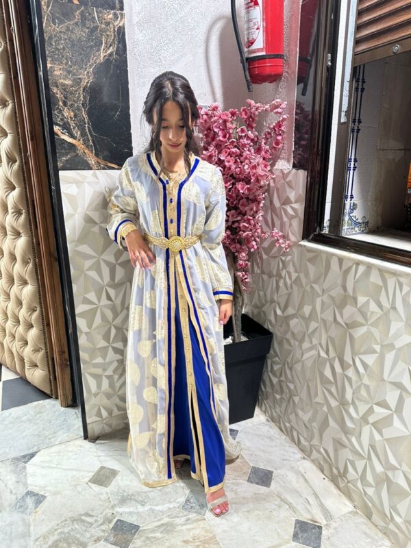 قفطان قطعتان